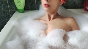 3 squirts while masturbating me and smoking on the shower. Sexy Devil